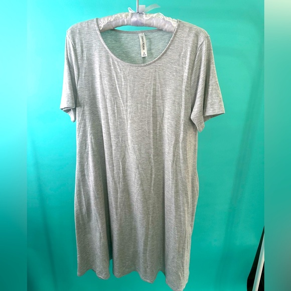 Light Grey Flowy T-Shirt Dress in Medium by Zenana Premium - Picture 1 of 2
